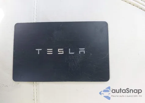 2023 Tesla Model Y Performance Dual Motor All-Wheel Drive z USA, uszkodzony, nr VIN 7SAYGDEF3PF968983